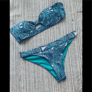 3/15 Deal Beautiful blue patterned bikini set